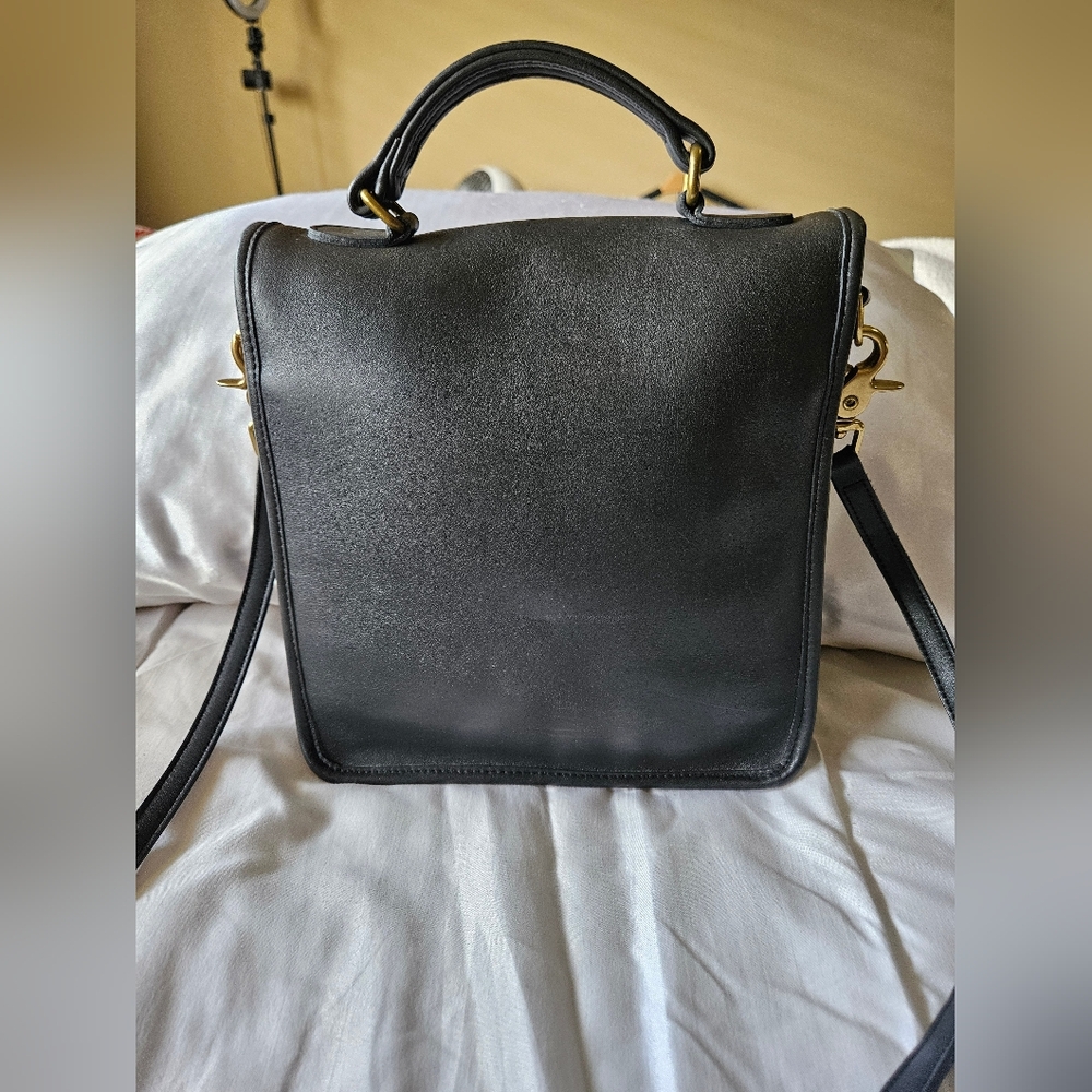 Coach Vintage Station Bag #5130 Navy Leather Crossbody w/ Hangtag - Picture 11 of 16